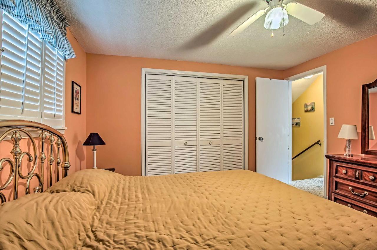 North Myrtle Beach Home With Patio - Walk To Beach! Esterno foto